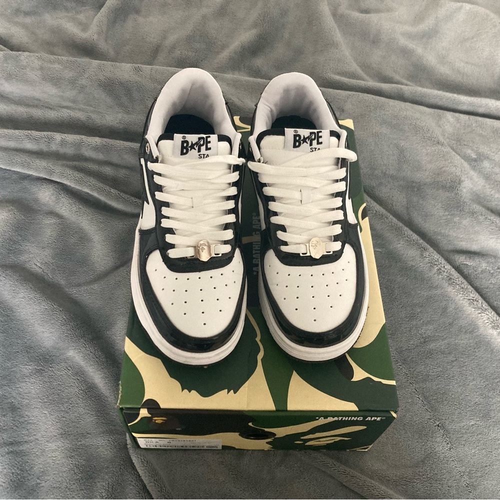 Bapesta Black and White Shoes